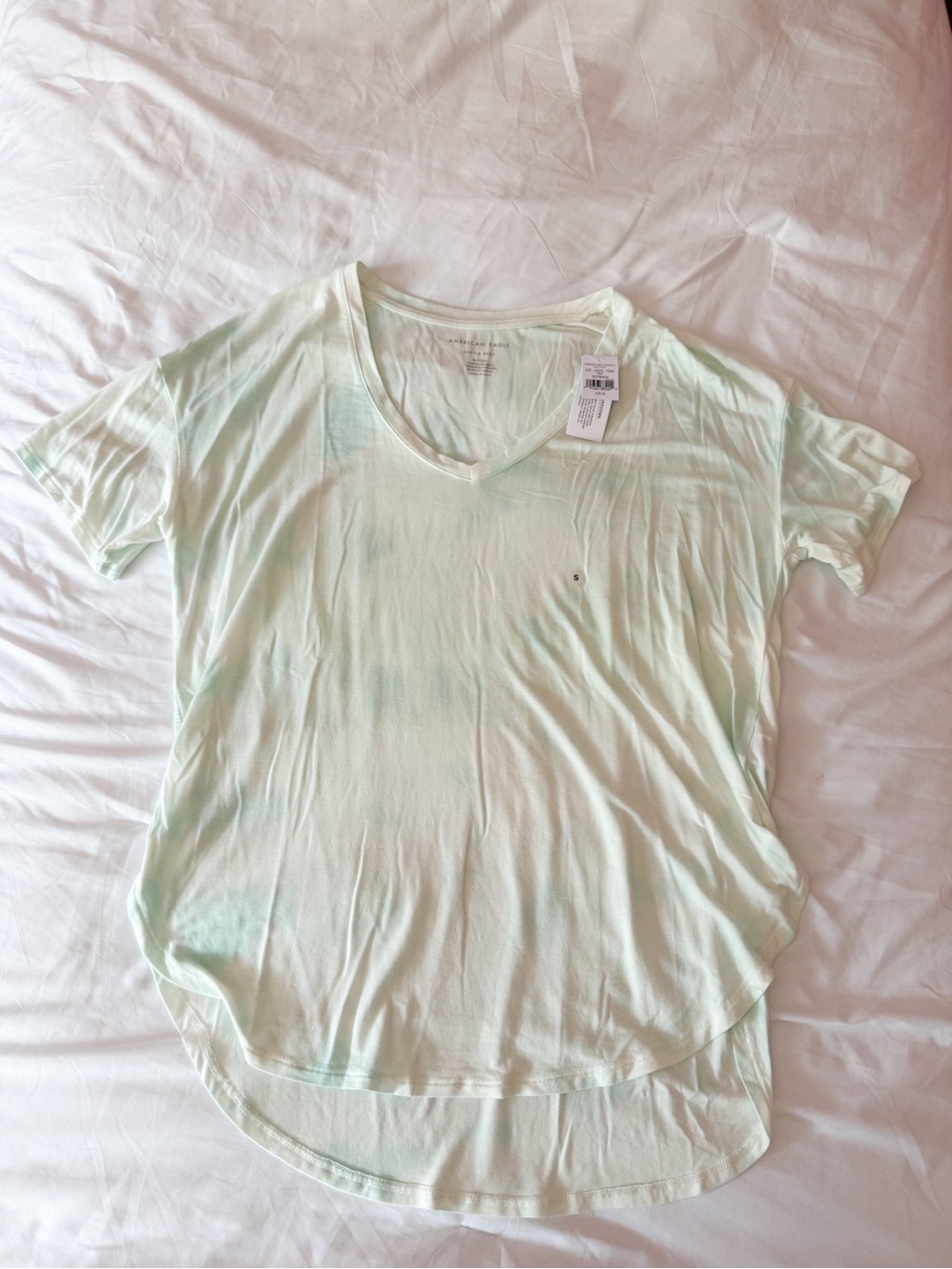 American Eagle Soft And Sexy Seafoam Tie Dye V-Neck Top Size Small